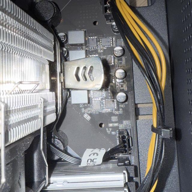 DDR4续命到2027，内存条已经比主板贵：选华南金牌全新H610之前，双十一先把这三本账算完