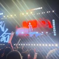 孟庭苇、杨宗纬、梁咏琪轮番降临县城，今世缘演唱会的二手票却先摔了一跤