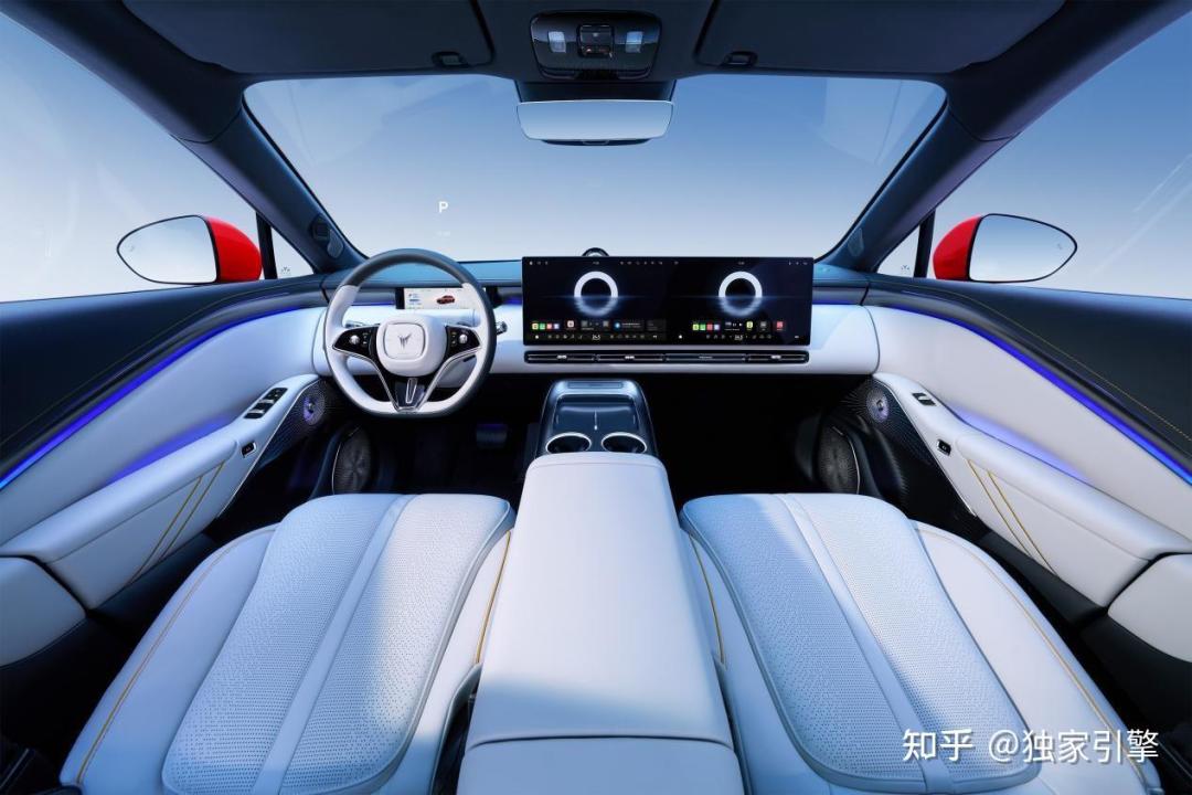 追光S登顶华系销冠那周,岚图的金九却零增长:10月锁单前,先把3250台背后的三笔账拆完