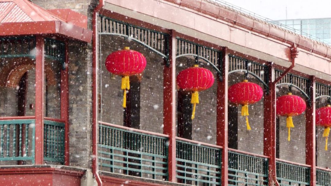 寒潮先撞上跑圈:短袖党和
