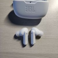握在手里像块细腻磨砂云团!这圆润设计把数码精致感拉满