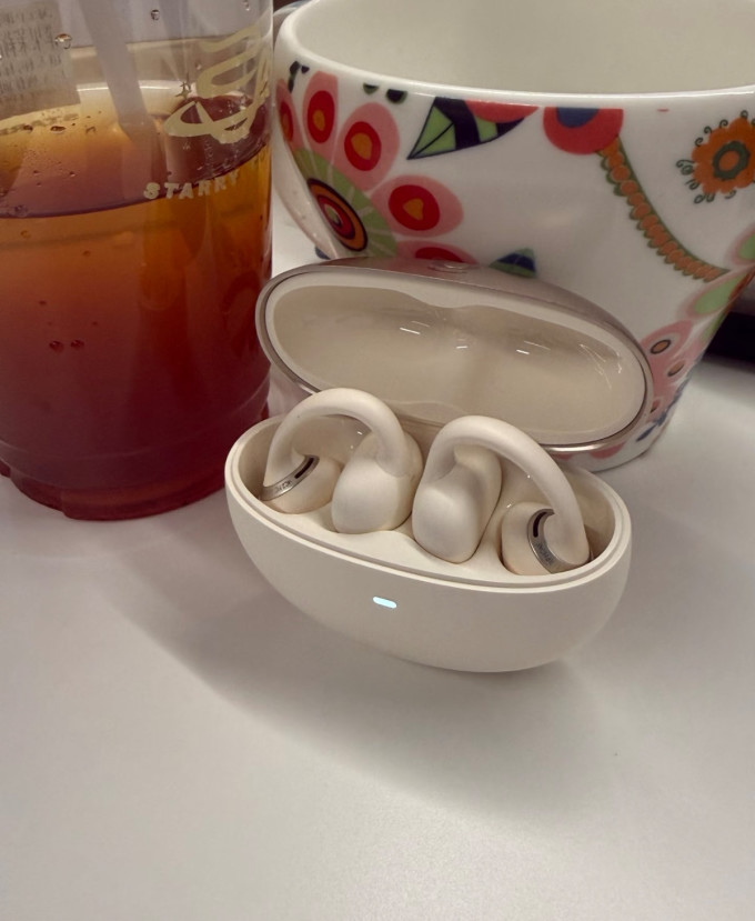 倍思蓝牙耳机