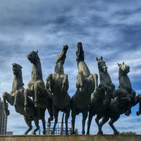 传国玉玺没挖到,但洛阳博物馆真要闭馆一年:文物去哪了、你还能看什么?