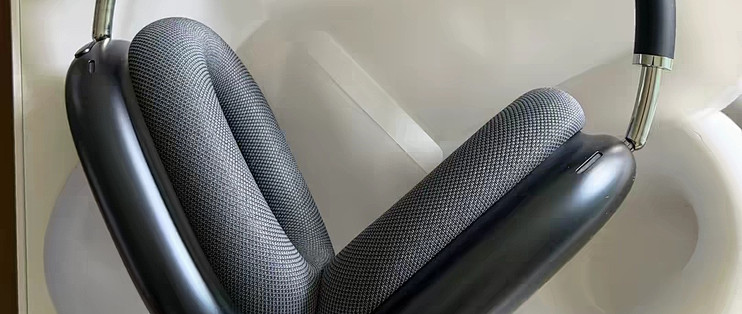 别乱买！AirPods Max对比Bose QC45，实测谁更值