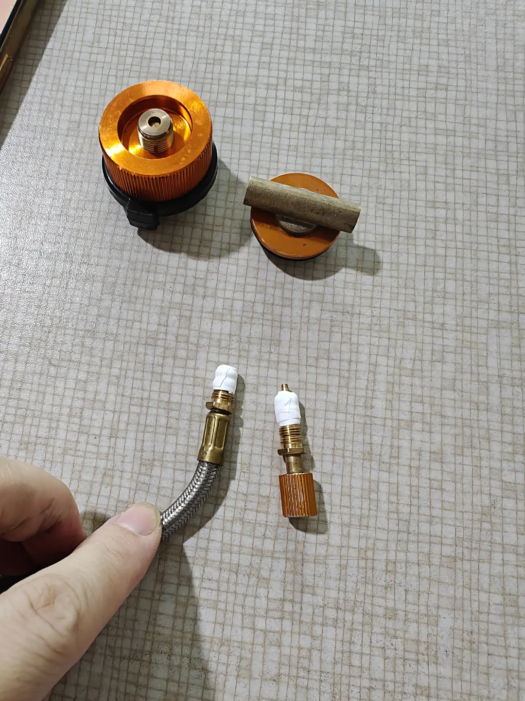 气罐拧不上了?别急着缠生料带——先把火枫这笔接口账对完