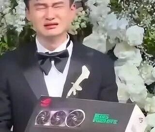 RTX 5090成人妻 “御夫” 神器！男网友集体破防：太懂了