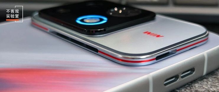 双风扇、2K 185Hz，荣耀 WIN2 开始 尝试电竞旗舰的“第二步”
