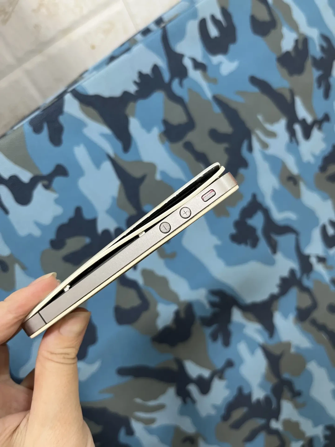 旧手机改监控能省几百块，代价不止是鼓包的电池