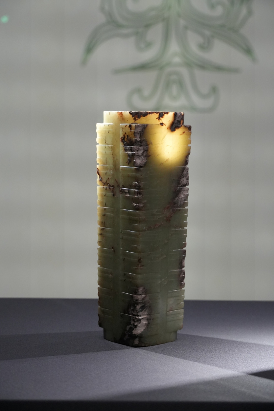 玉琮王只展到本周日：124件琮及琮式器，摊开5000年谱系