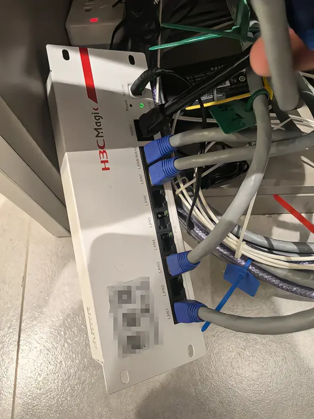一块面板AP七百多,一夏天烧了仨:装修党双11抄全屋WiFi作业前,先对完这三本账