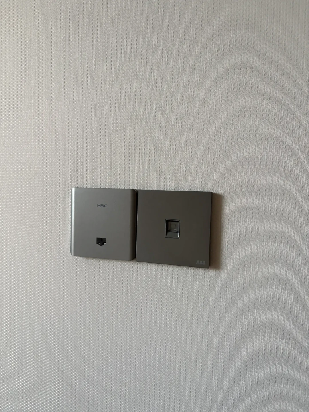 一块面板AP七百多,一夏天烧了仨:装修党双11抄全屋WiFi作业前,先对完这三本账