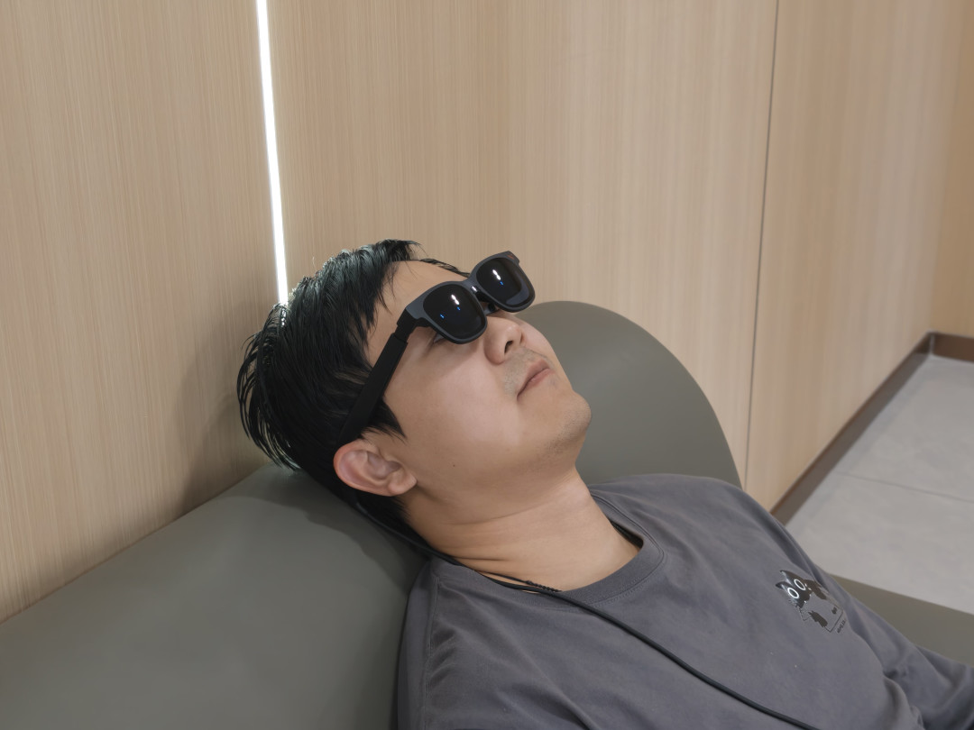 500度近视可调，把观影游戏带到眼前，VITURE Pro 2 使用体验