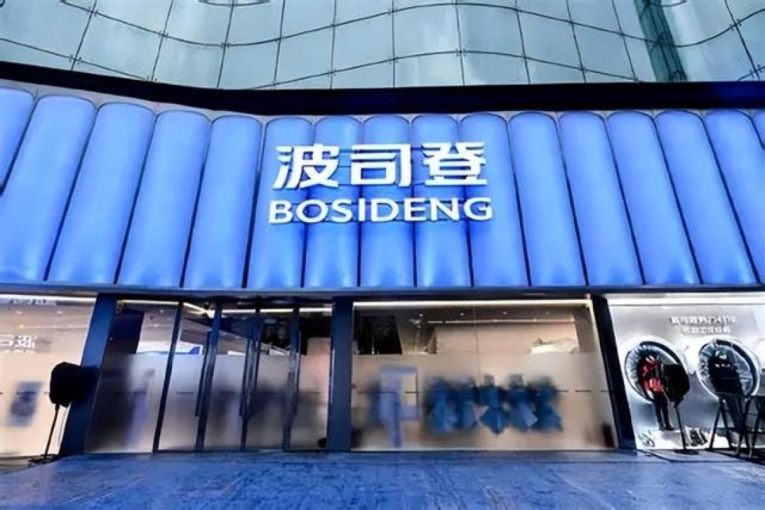 86克充绒卖2299，今年双11的羽绒服还值得等吗