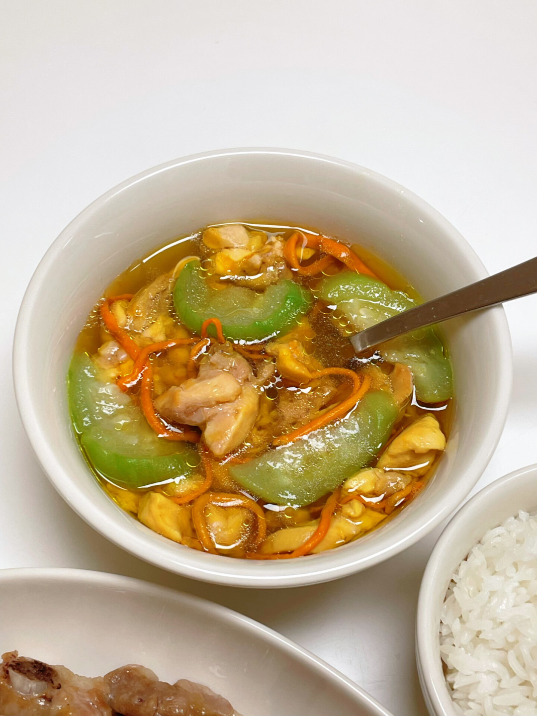 秋冬的干净饮食开始“加热”了:高赞笔记换成了热菜,账还比外卖轻食好算