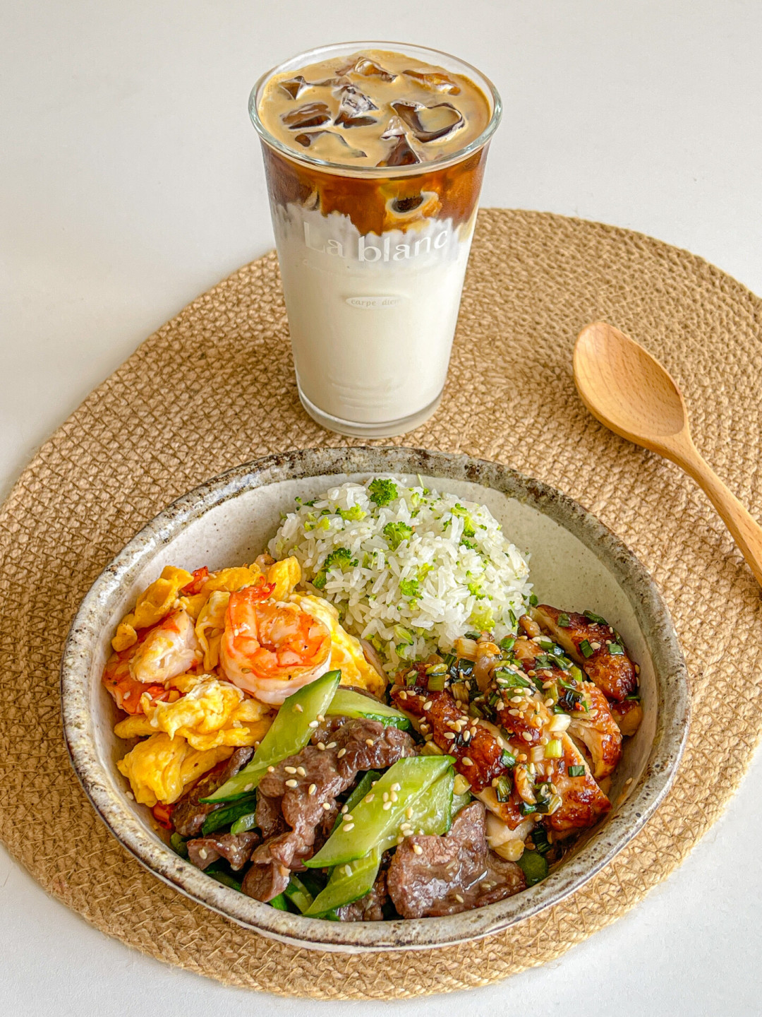 秋冬的干净饮食开始“加热”了:高赞笔记换成了热菜,账还比外卖轻食好算
