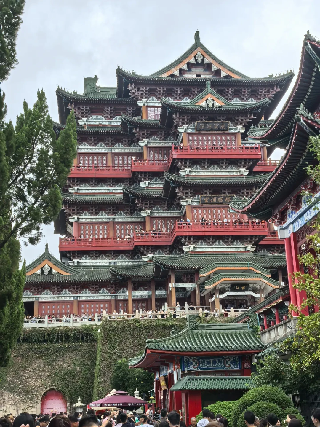 背《尧典》免门票，65万人围观！我把全国近十几处“背古文免门票”的规则对完了——放号时间、AI判分口径和3个坑完全不一样