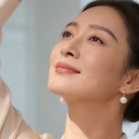久坐党肩背紧绷自救｜3 个零成本轻养护，随时放松肩颈