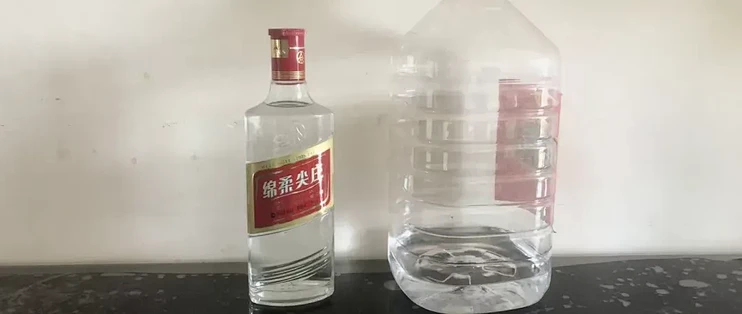 散装口粮白酒和瓶装口粮酒，谁更值得买