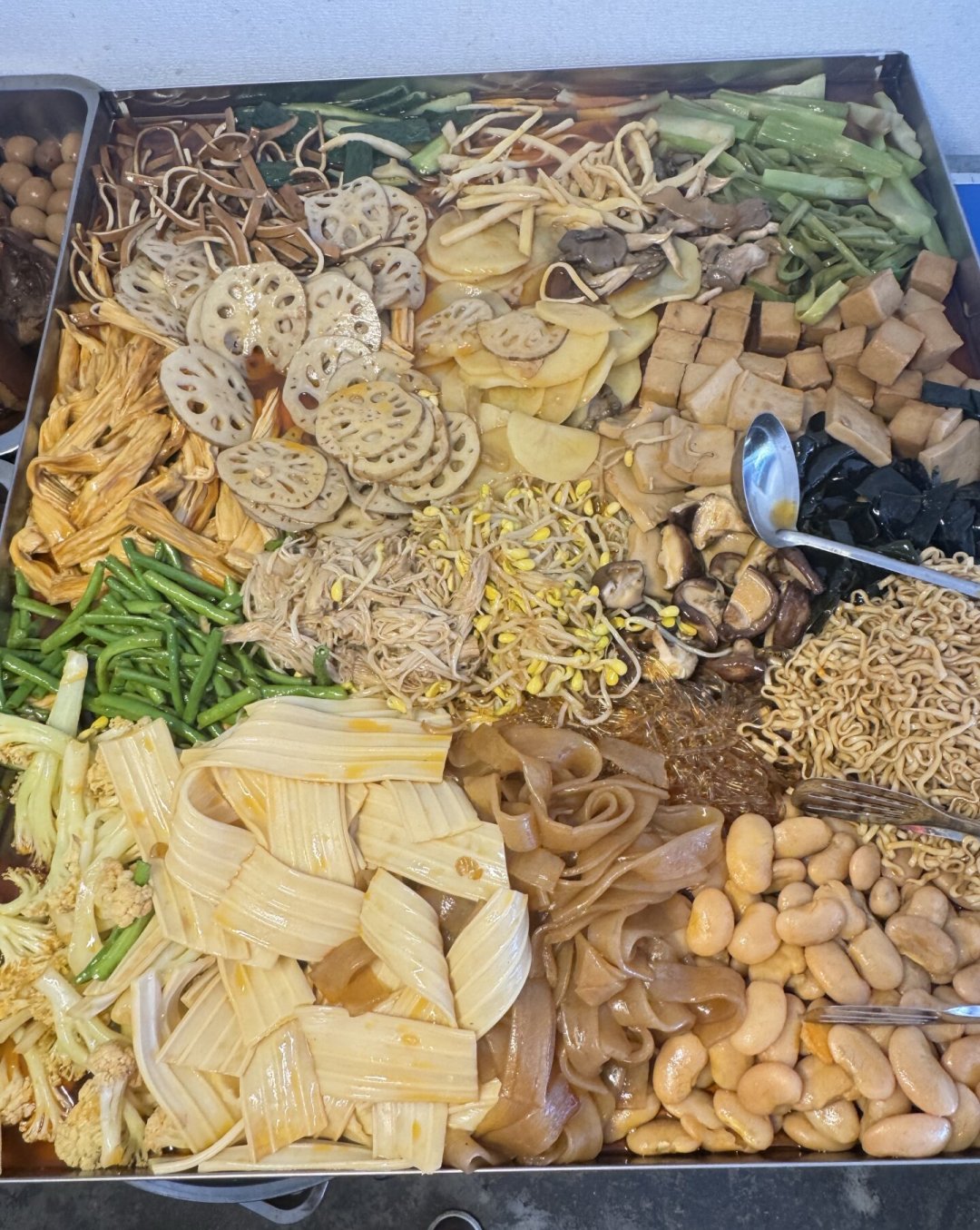 有些师傅的宝马,真不是靠卖卤菜赚的