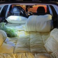 床车过冬先算取暖账：柴暖吹“2升油一夜”、装机党实测每小时3.7L，电热毯一夜0.6度——零下过夜的三派选择，这篇直接给答案