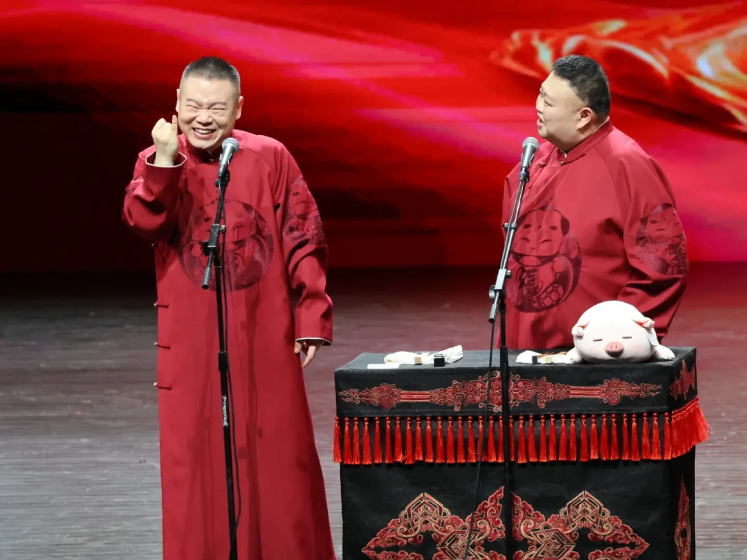 岳云鹏12月北展两连开:带爸妈去,座位比票价重要