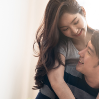 中年夫妻婚姻状态什么样？过来人：答案藏在购物车和枕头下