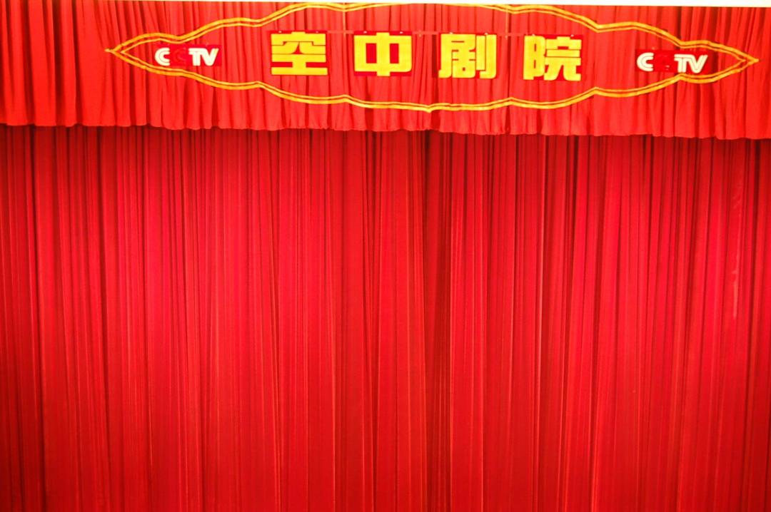 不数羊、不听雨声,为什么年轻人开着相声入睡?