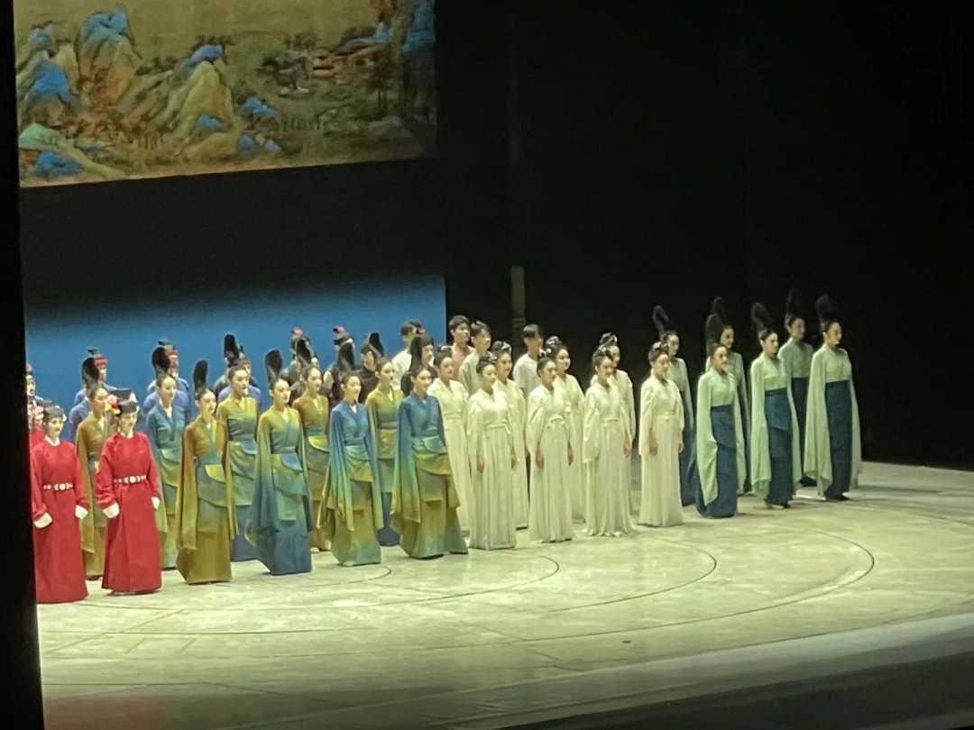 卡司刚官宣、明天就开演:水立方翻车之后的《只此青绿》,这6场先看三组数字再下单