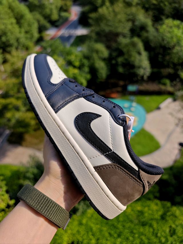 居然还有普款Jordan1有溢价｜AJ1摩卡