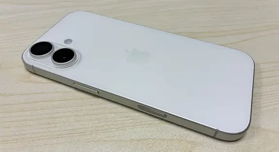 涨完再降1000，iPhone17跌回4999，等等党先别急着下单