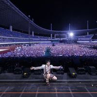 肖战二开不退票、周深复盘鸟巢三连开 | 音乐10.21日报
