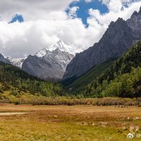 红叶预报与免票窗口齐至，秋假亲子游提前升温 | 国内旅游10.21日报