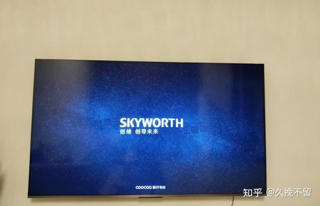 知乎75寸实测长文里的尺寸参照实拍，已转存站内图床｜来源：知乎实测长文