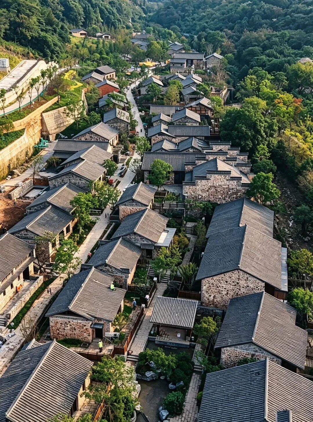 秋假订酒店，别跟当地家长挤同一周