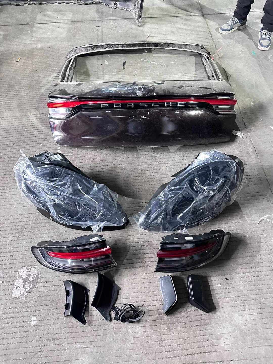 新车价崩了之后,老保时捷车主做起了