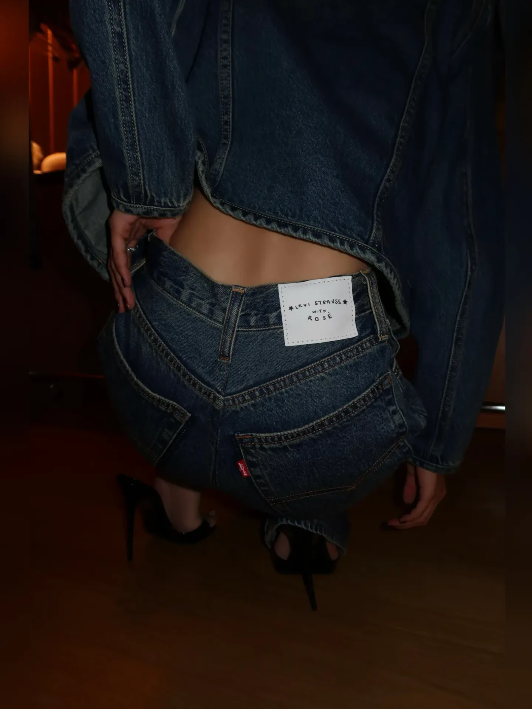 被ROSÉ联种种草前,先把Levi's的