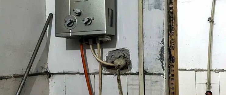 花洒还在开着：桂林“1·25”事故调查报告，指向那台没把烟道引到室外的热水器