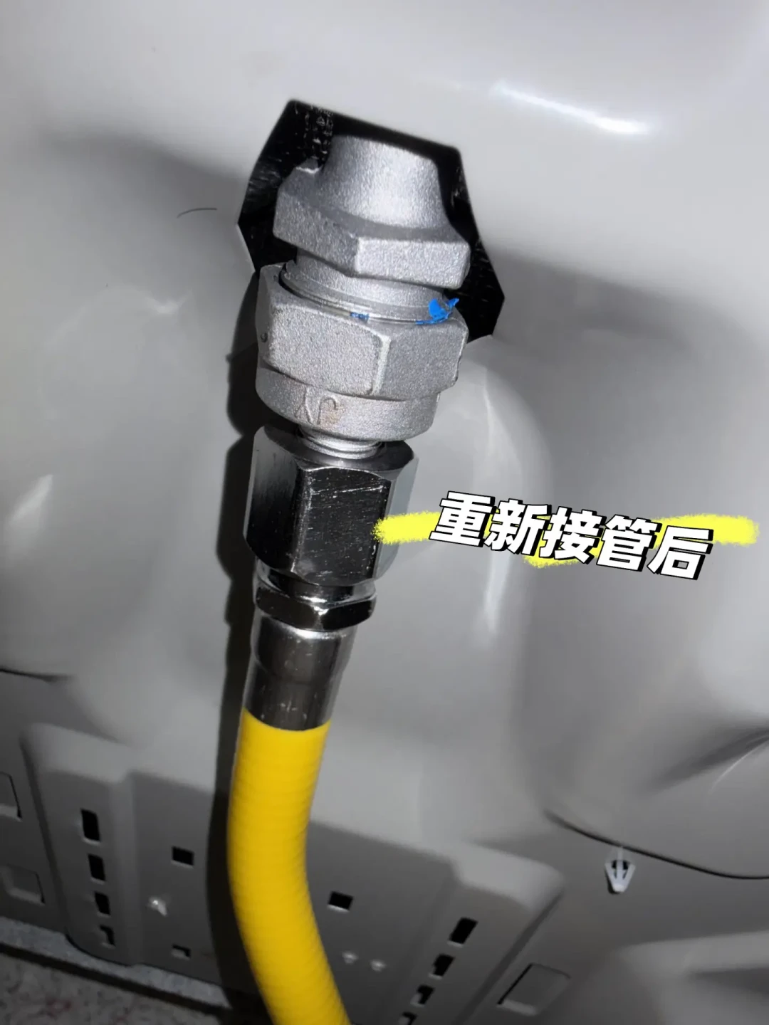 燃气灶一开火就炸：一家被判安装公司全赔，一家自己扛下80%