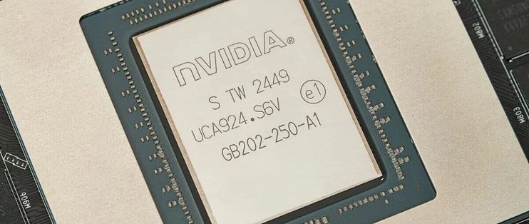 英伟达官方否认RTX 5090系列停产传言，不过承认供应受限