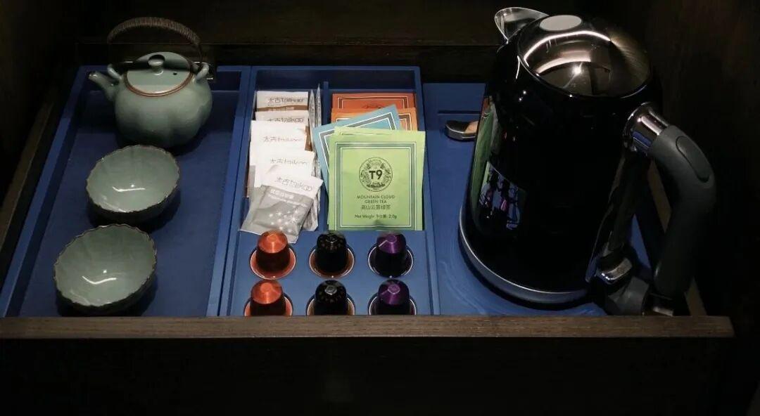 被酒店种草的胶囊机，正在被酒店自己拆掉：掏钱前，先把这三笔账算完