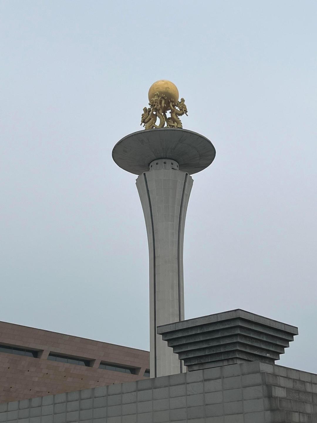 洛阳博物馆闭馆一年,为啥全网都猜“挖到传国玉玺”了?