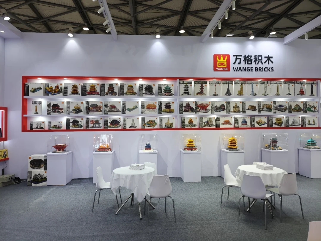 两天打卡35个展位，国产玩具供应链把我逛服了