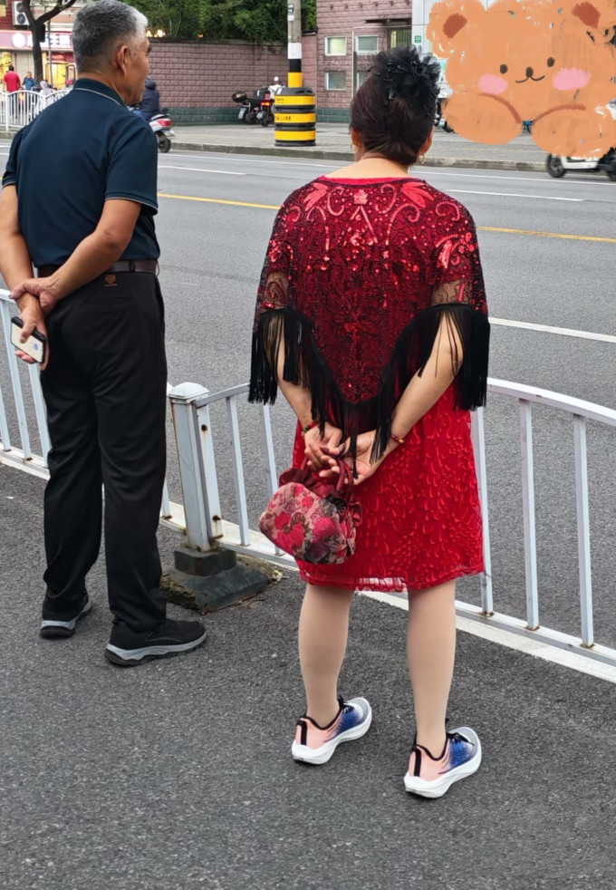 特色女装