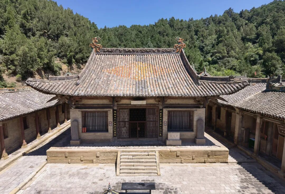晋祠500年银杏即将全黄：古建游别贪多，一天两处刚好