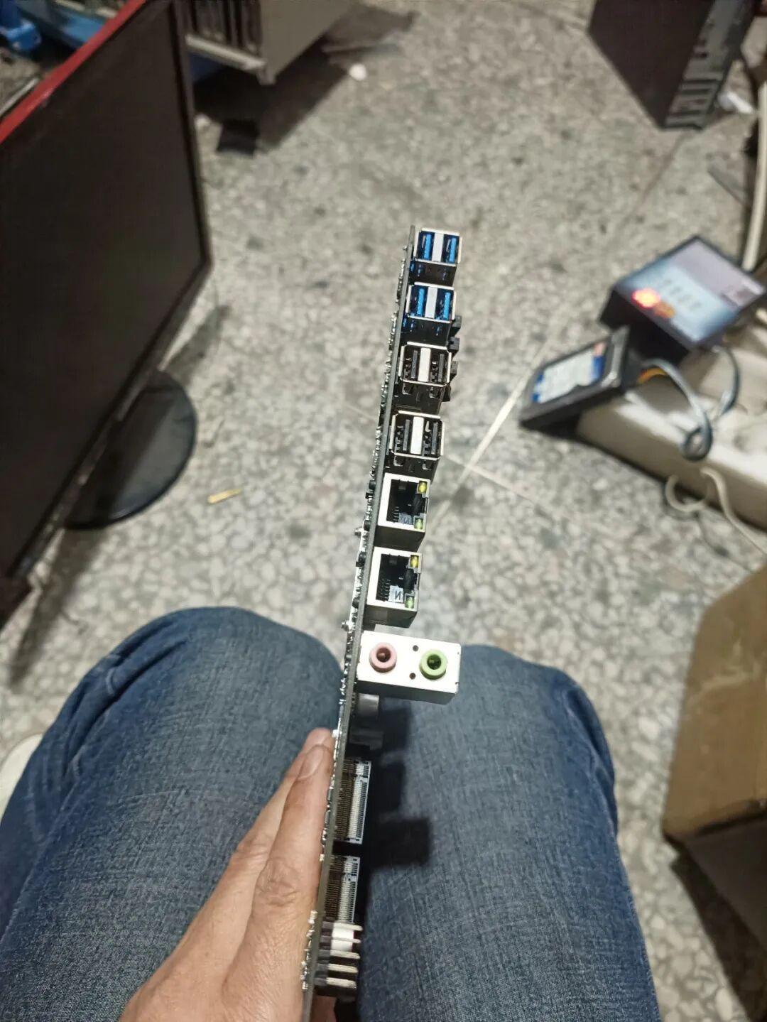 64G到手2898、车秒没：被华南金牌X99救生艇接走的人，先别急着下船，这三本账对完再说