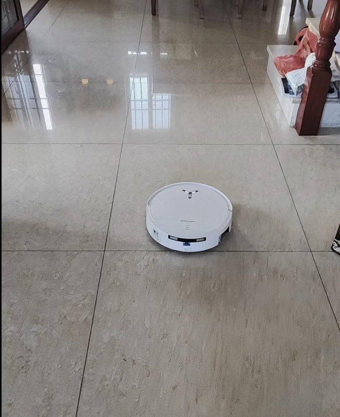 科沃斯扫拖一体机
