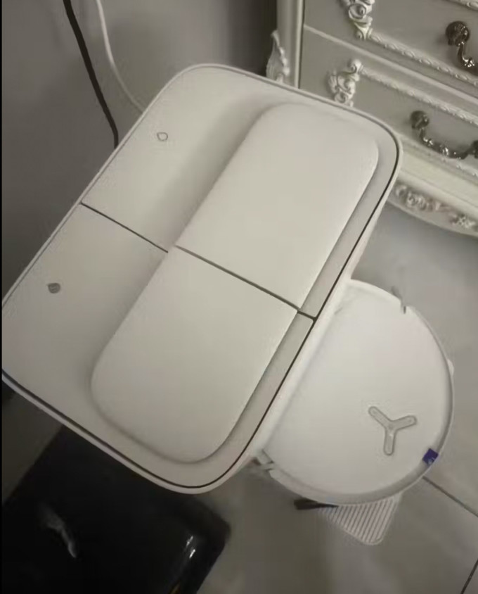 科沃斯扫拖一体机