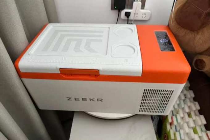 极氪冰箱