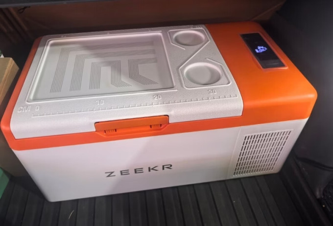 极氪车用功能用品