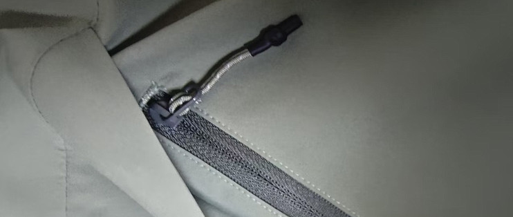 伯希和冲锋衣的舒适与实用评测